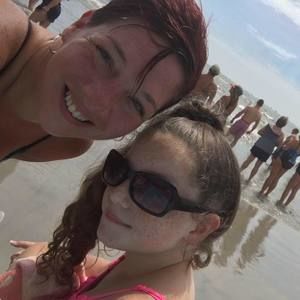 Meet your Posher, Lynn